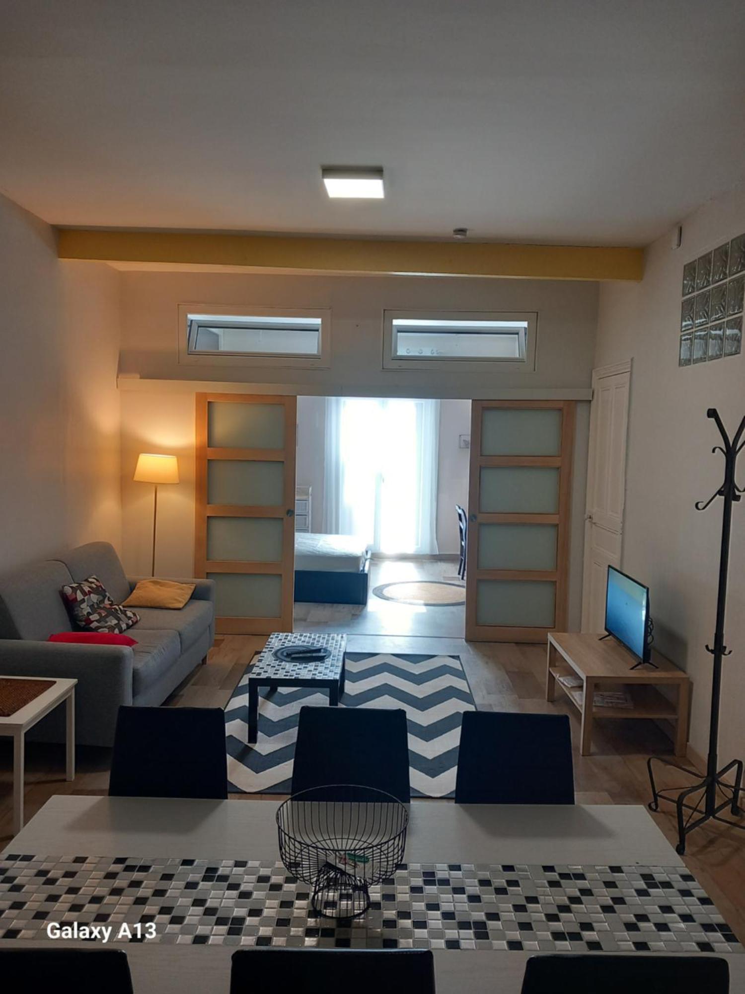 T3 Pratique, Garage Gratuit, Esprit Auber Apartamento Béziers Exterior foto
